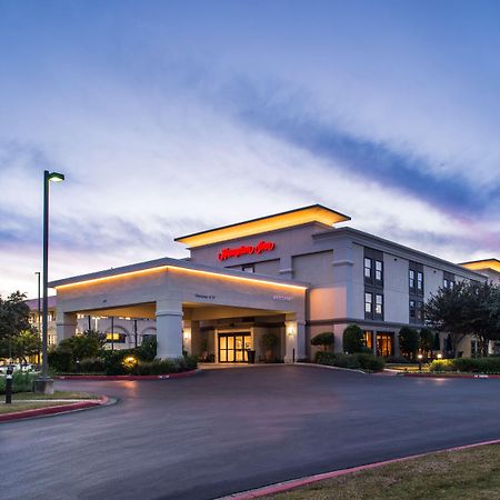 Hampton Inn San Antonio Stone Oak Экстерьер фото