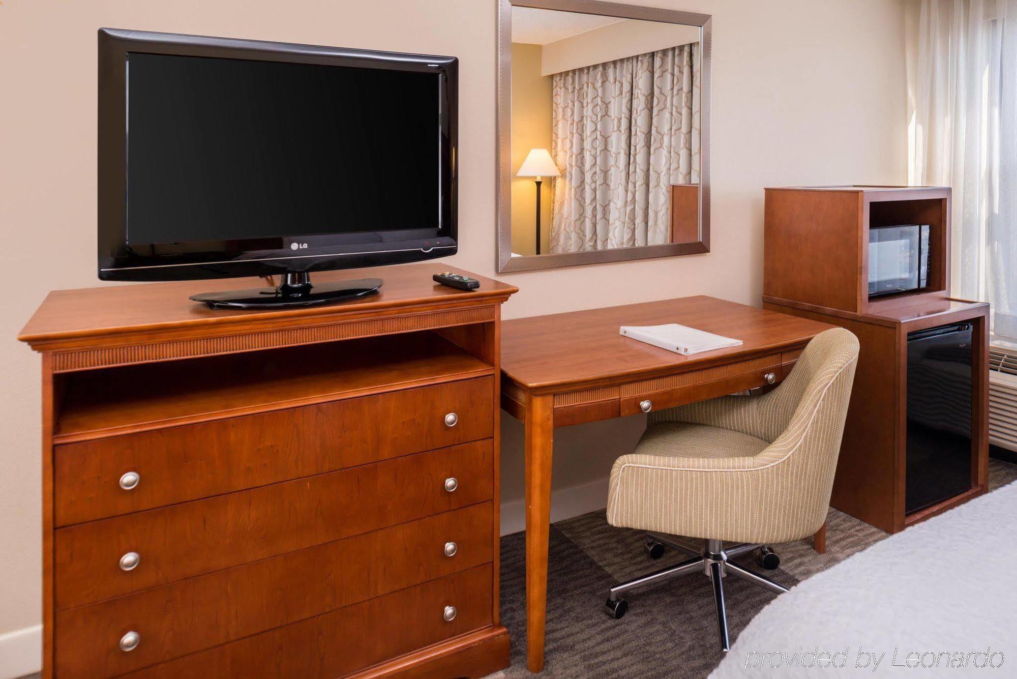 Hampton Inn San Antonio Stone Oak Экстерьер фото